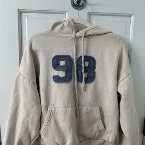 Beige Men's Hooded Sweatshirt with Navy '98' Patch